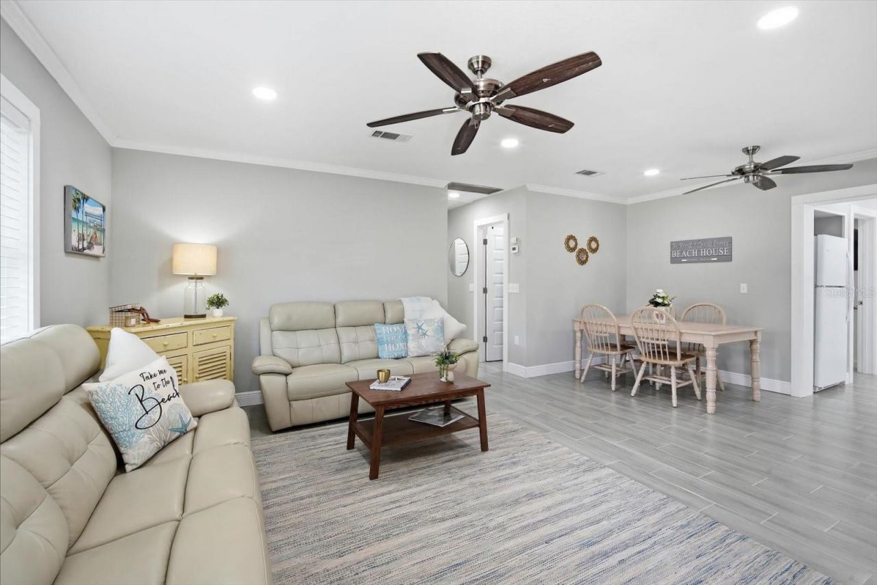 206 75th Street, Holmes Beach, FL 34217 Photo