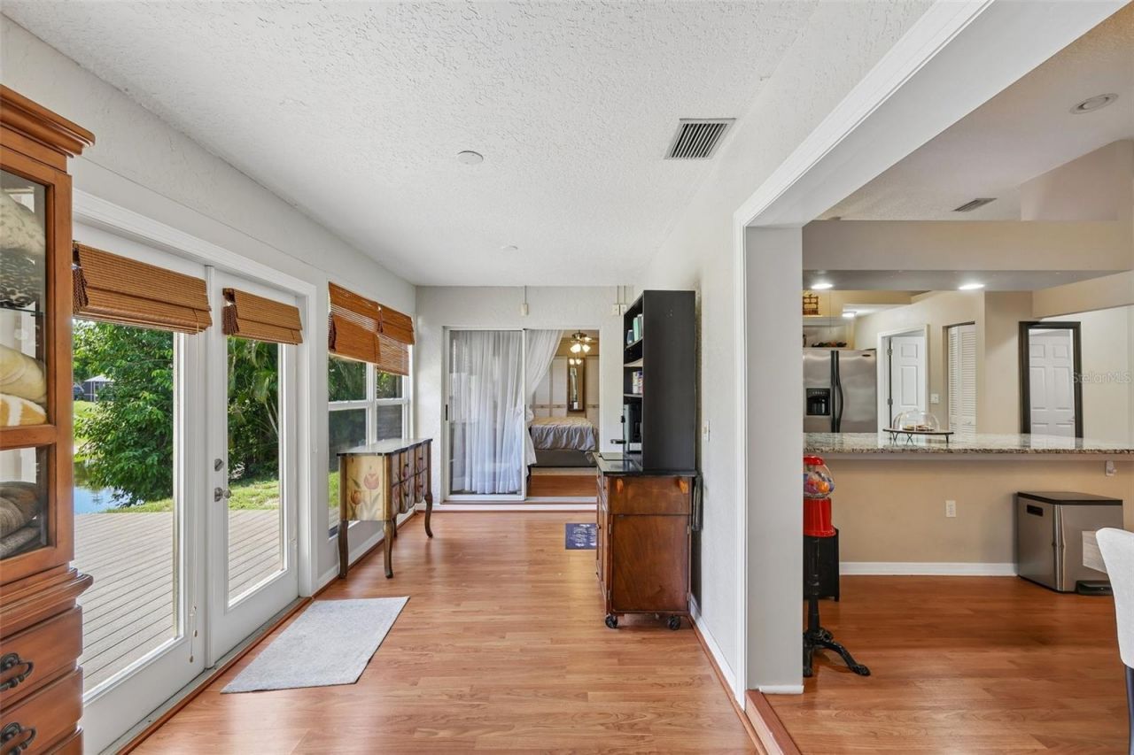 4919 32nd Avenue Drive W, Bradenton, FL 34209 Photo