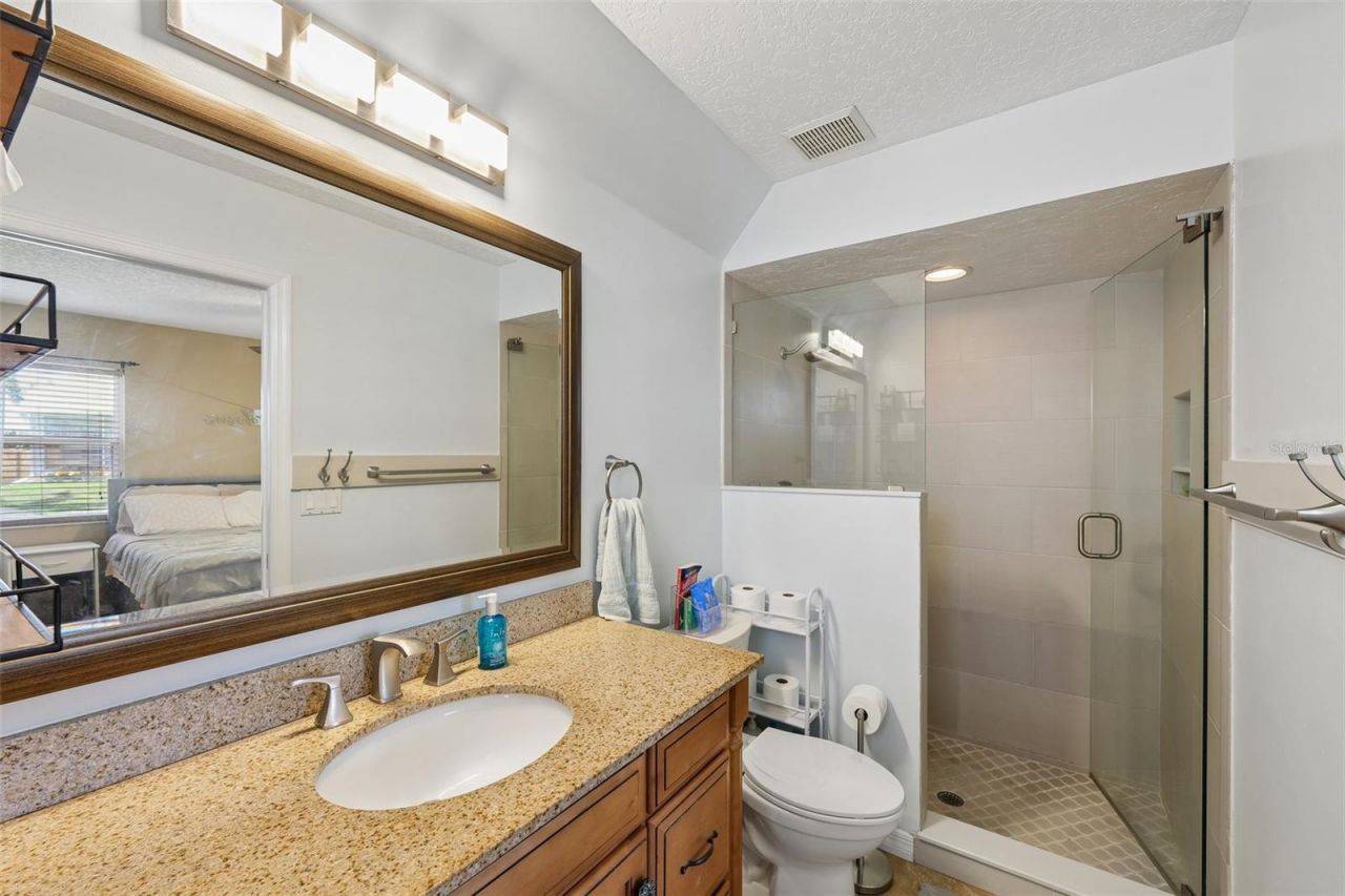 4919 32nd Avenue Drive W, Bradenton, FL 34209 Photo