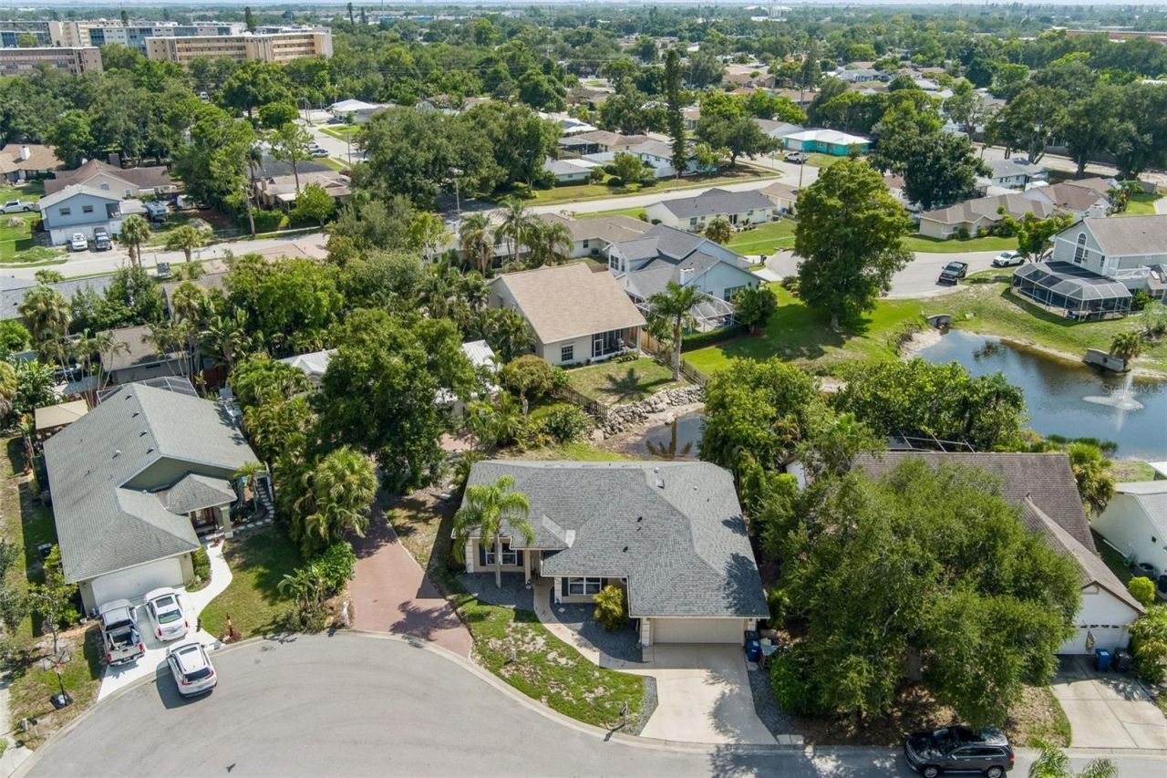 4919 32nd Avenue Drive W, Bradenton, FL 34209 Photo