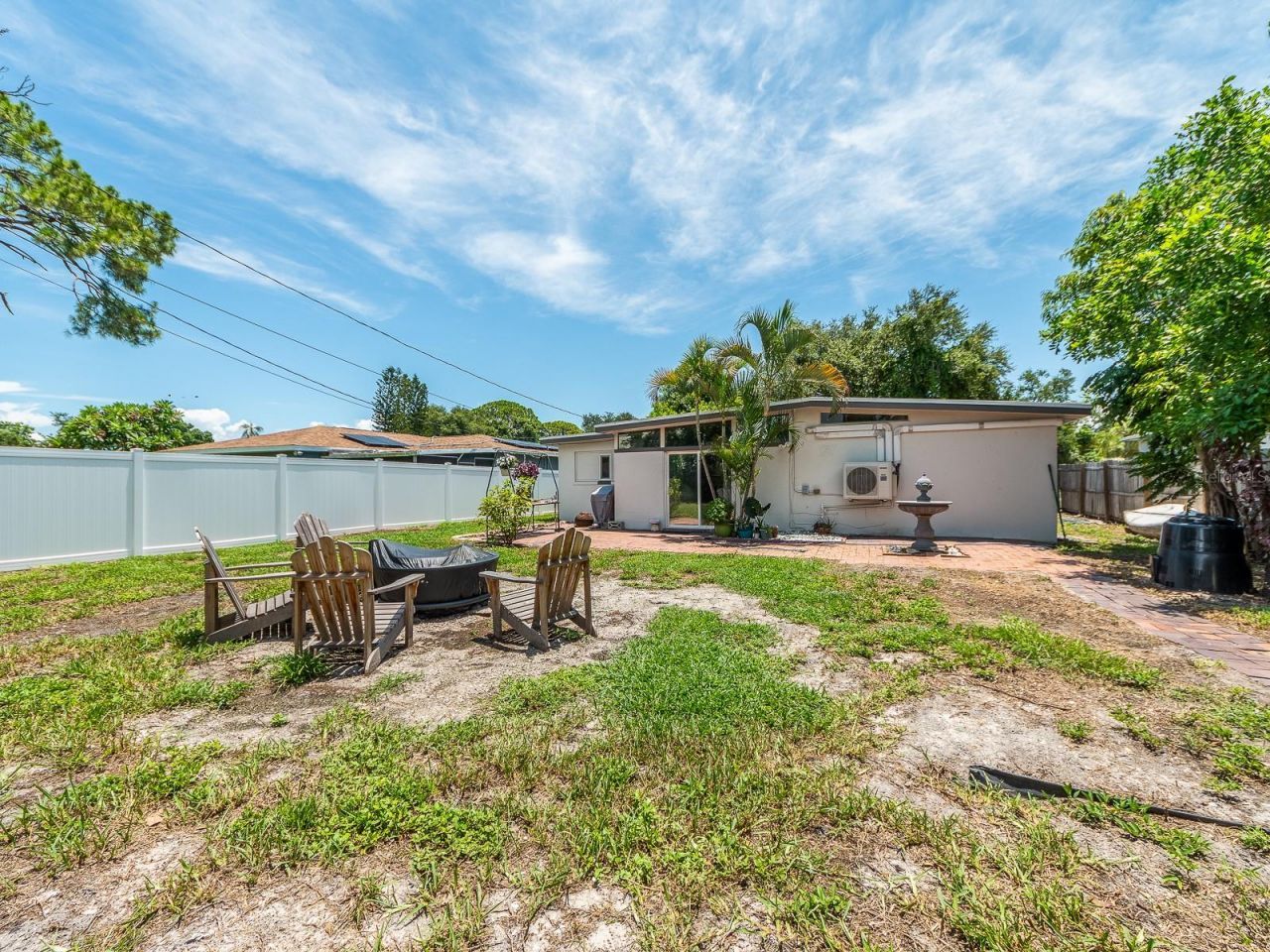 851 65th Avenue S, Saint Petersburg, FL 33705 Photo