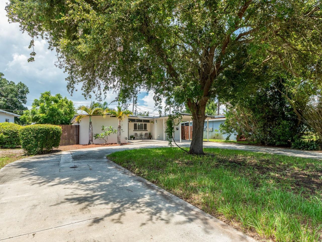 851 65th Avenue S, Saint Petersburg, FL 33705 Photo