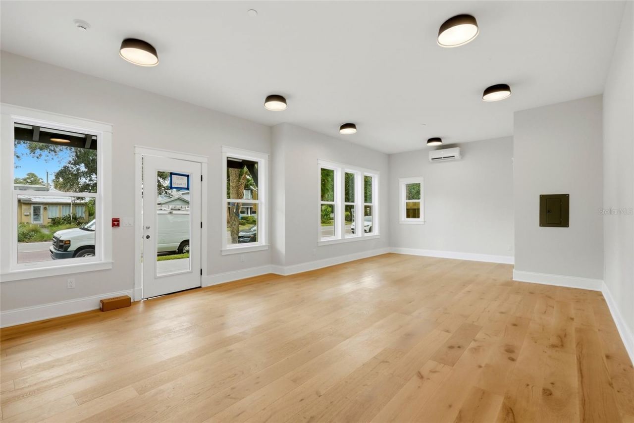2540 1st Avenue N, Saint Petersburg, FL 33713 Photo