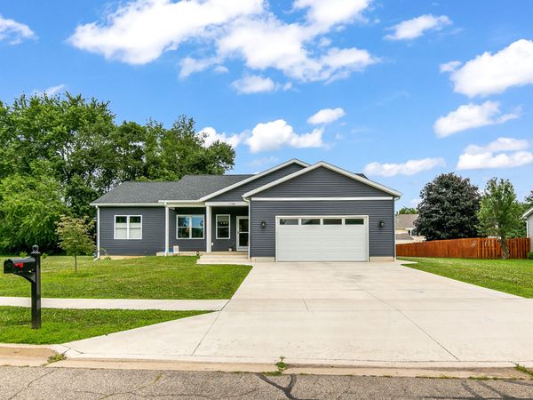 1106 N Galyn Street, Sturgis, MI 49091