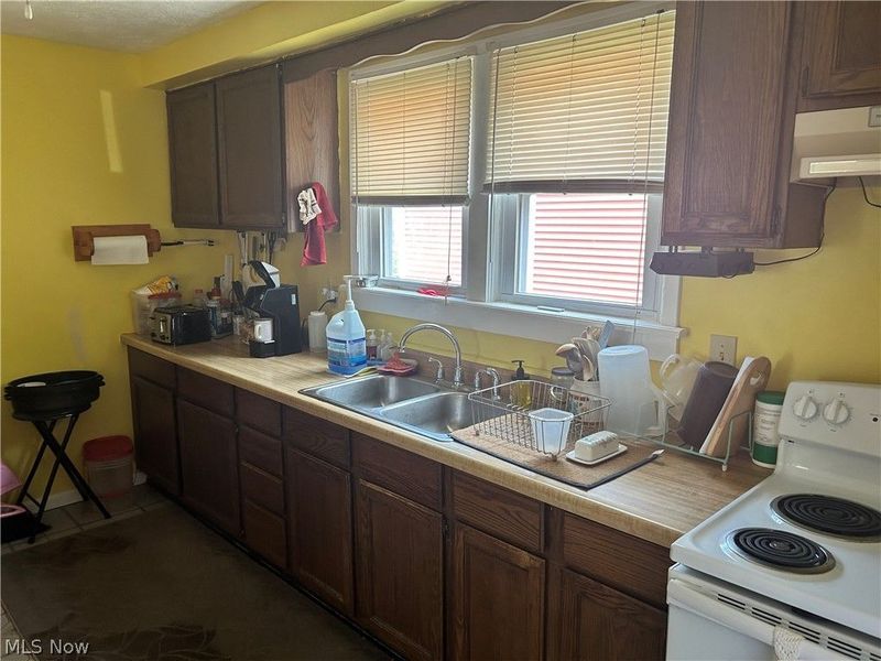 1726 E 45th Street, Ashtabula, OH 44004 Photo 10