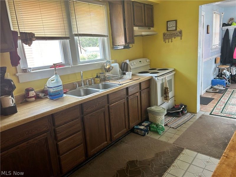 1726 E 45th Street, Ashtabula, OH 44004 Photo 11
