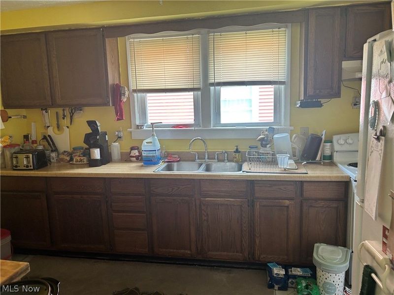 1726 E 45th Street, Ashtabula, OH 44004 Photo 8