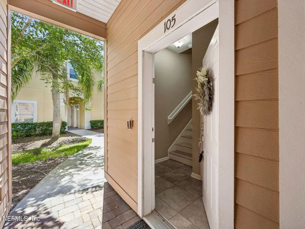 201 LARKIN Place, Unit 105, St. Johns, FL 32259