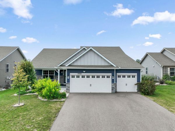 18085 Heirloom Court, Lakeville, MN 55044