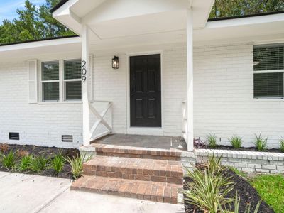209 Grayson Street, Walterboro, SC 29488