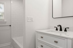 209 Grayson Street photo 4