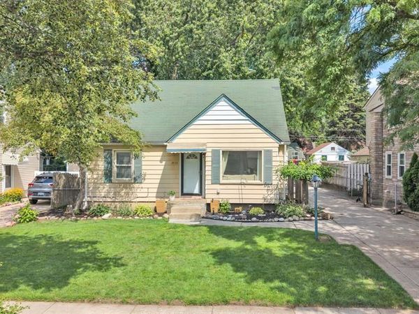 3535 Westpoint Street , Dearborn, MI 48124