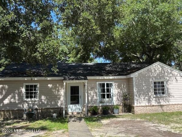 1657 Pringle Circle, Biloxi, MS 39531