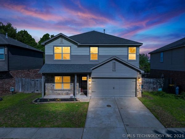 1917 W K Court , Jenks, OK 74037