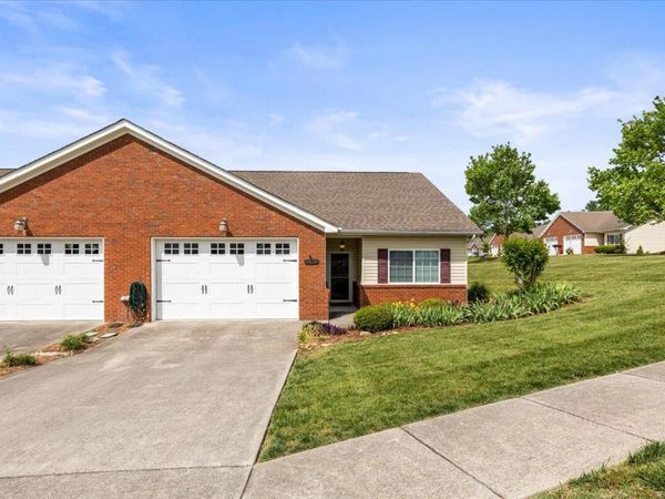 9619 Scarlet Oak Lane, Ooltewah, TN 37363