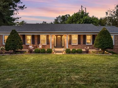 4042 Whitemark Court, Lexington, KY 40516