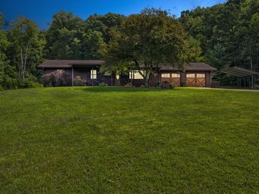 3425 KY-986, Olive Hill, KY 41164