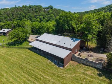 3700 River Drive, Richmond, KY 40475