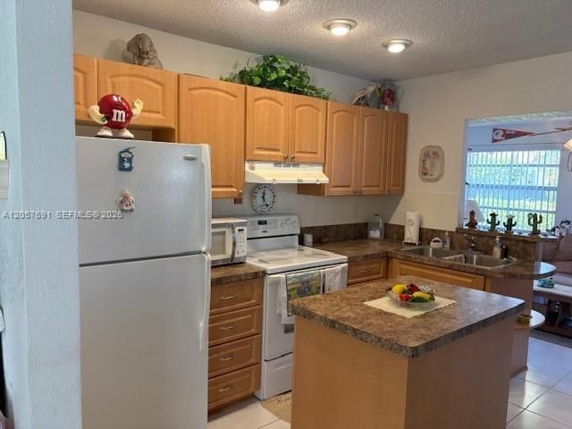 5405 NW 23rd Ter, Tamarac, FL 33309 Photo