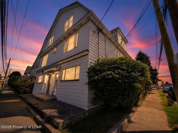 741 S Hanover Street, Unit 2, Nanticoke, PA 18634