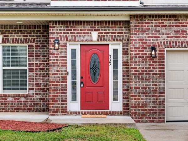 1333 Winterset Dr, Clarksville, TN 37040