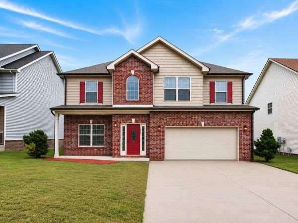 1333 Winterset Dr, Clarksville, TN 37040