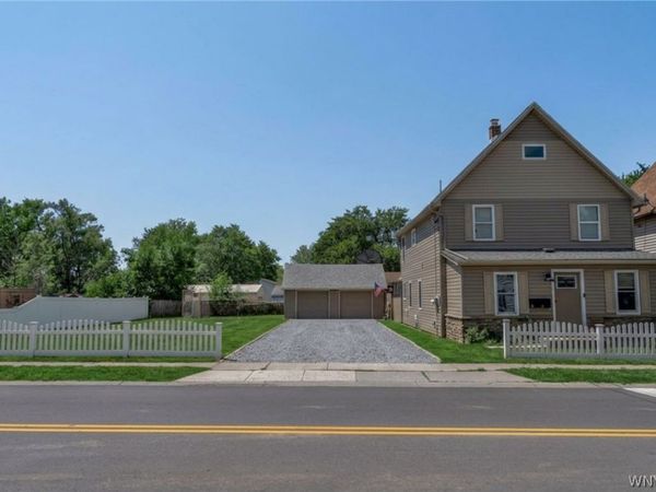 25 Sheldon Avenue, Depew, NY 14043