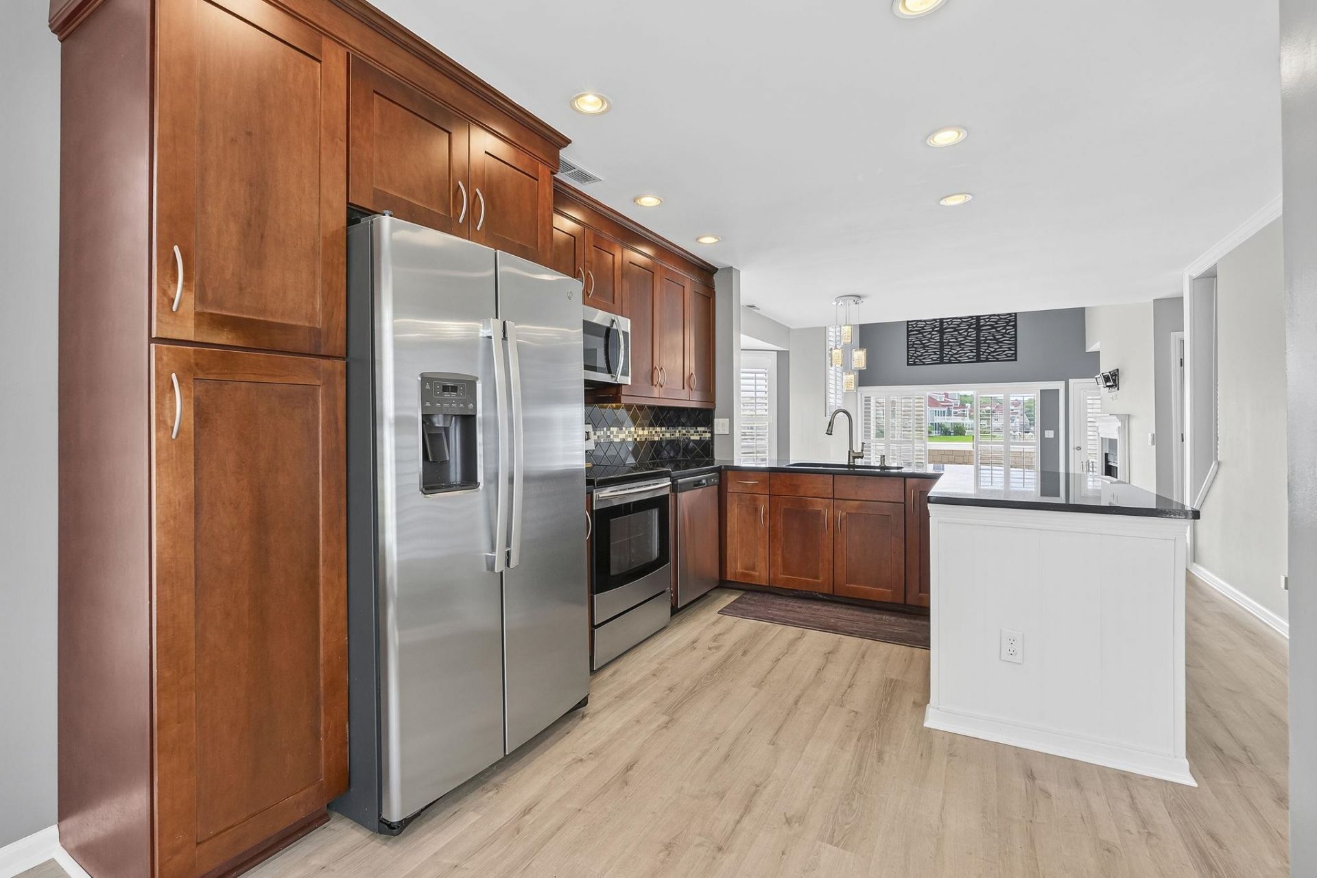 4396 Baldwin Ave.  Photo 6
