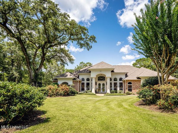 2408 Olde Oak Pointe, Ocean Springs, MS 39564