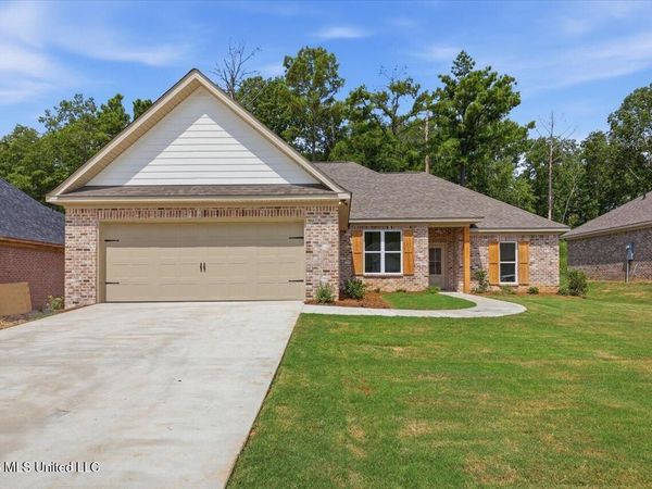 218 Anderson Oaks Drive, Pearl, MS 39208