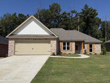 218 Anderson Oaks Drive, Pearl, MS 39208