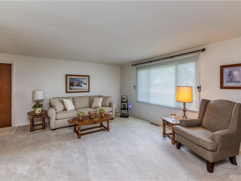 1004 Bristol Drive, Vandalia, OH 45377 Photo 7