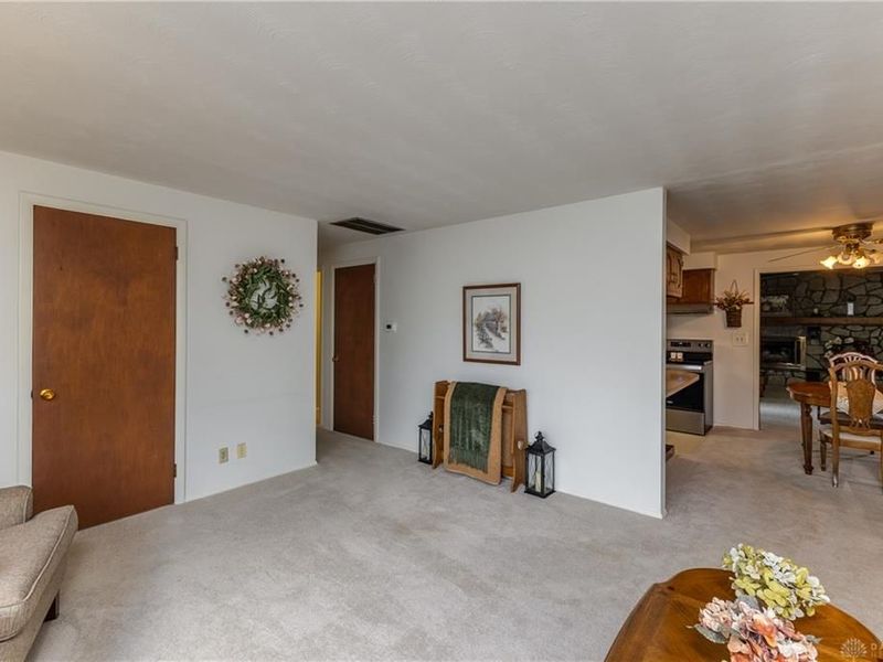1004 Bristol Drive, Vandalia, OH 45377 Photo 8