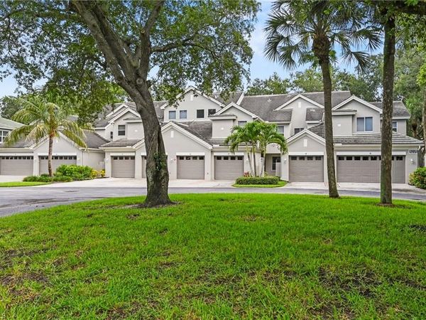 12051 Champions Green WAY , Unit 313, FORT MYERS, FL 33913