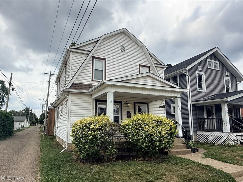 417 Gooding Avenue NW, New Philadelphia, OH 44663 Photo 2