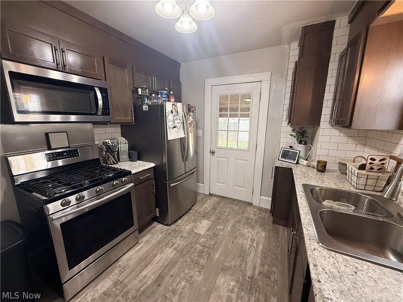 417 Gooding Avenue NW, New Philadelphia, OH 44663 Photo 6