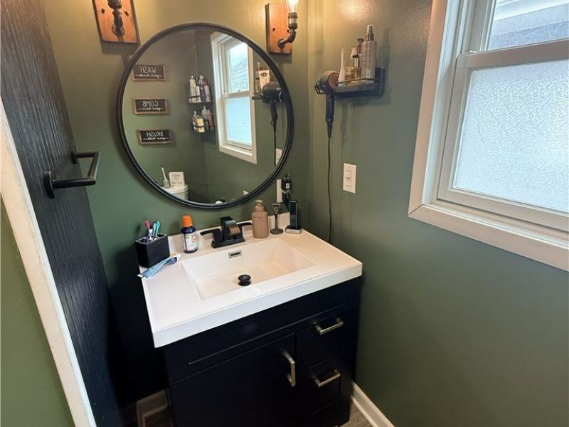417 Gooding Avenue NW, New Philadelphia, OH 44663 Photo 9