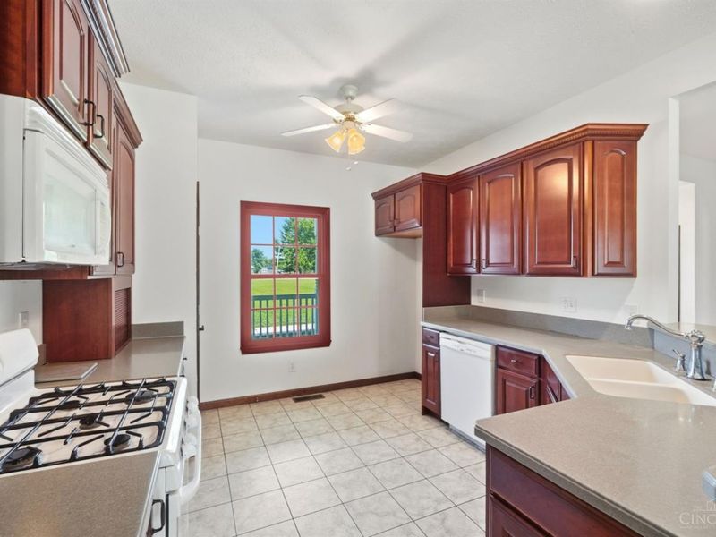 10228 State Route 730, Blanchester, OH 45107 Photo 11