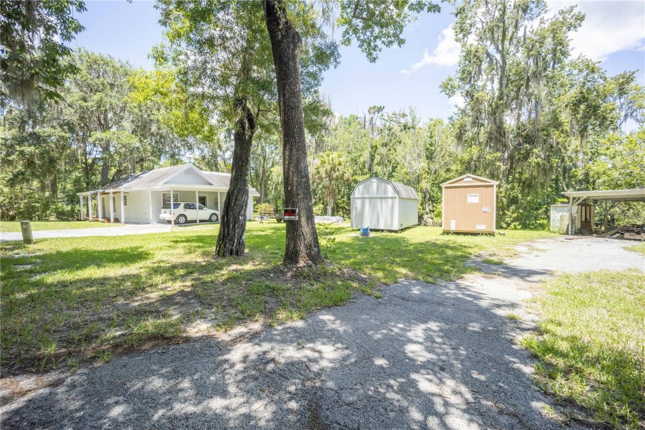 2886 N C 470, Lake Panasoffkee, FL 33538 Photo