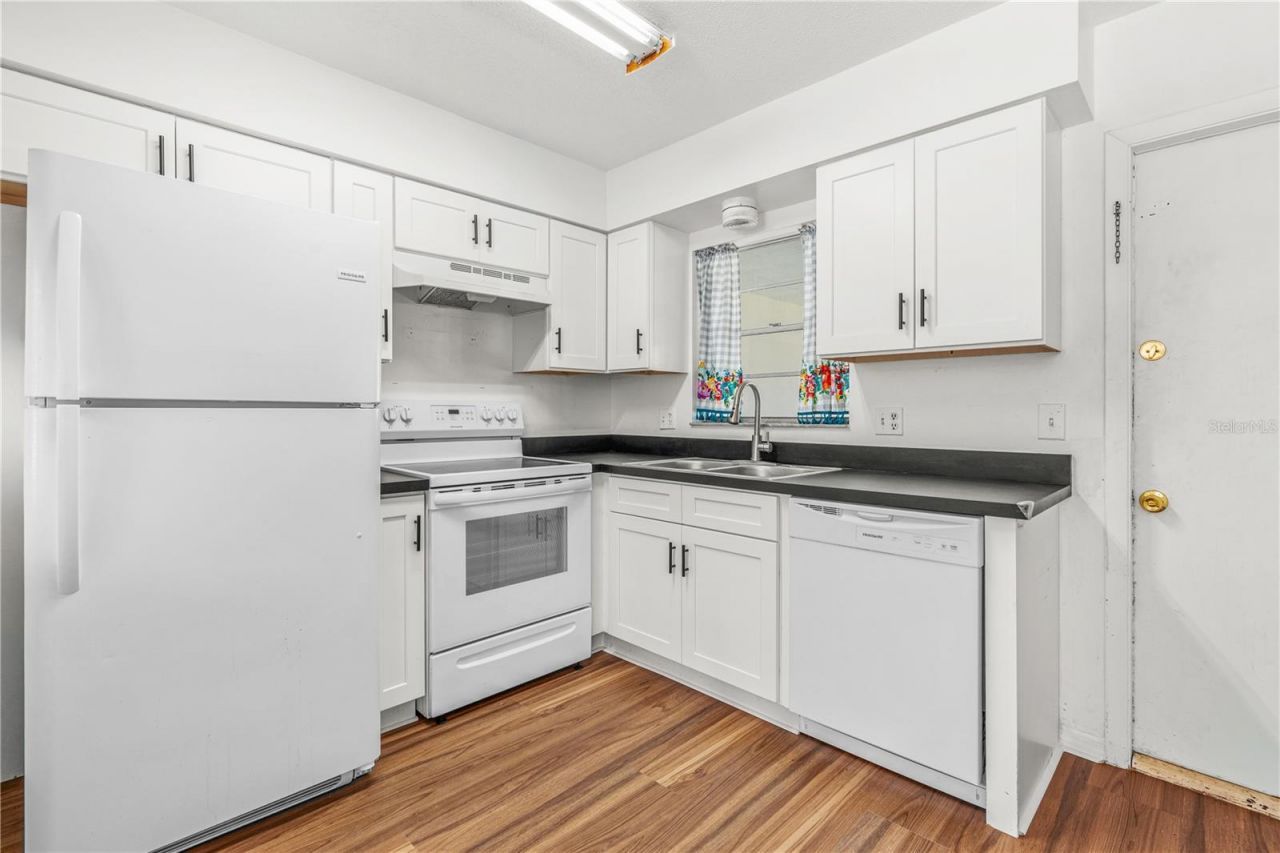 2304 India Palm Drive, Edgewater, FL 32141 Photo