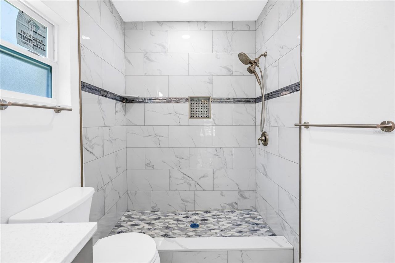 1827 16th Street S, Saint Petersburg, FL 33705 Photo