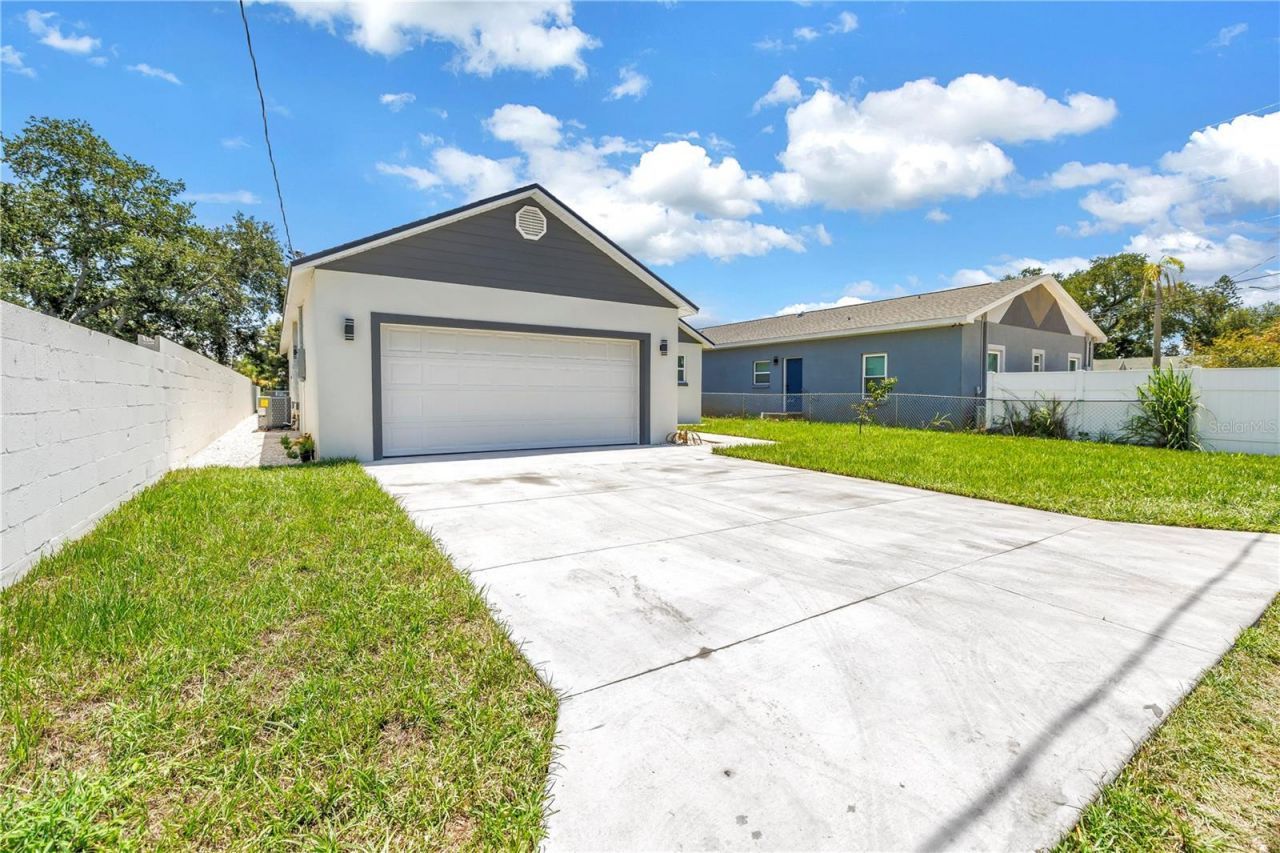 1827 16th Street S, Saint Petersburg, FL 33705 Photo