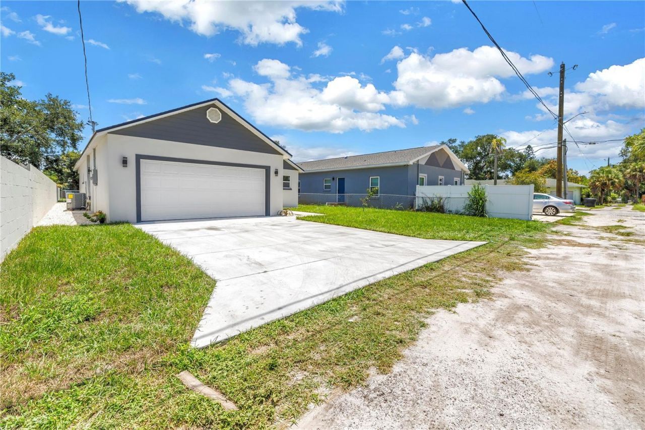 1827 16th Street S, Saint Petersburg, FL 33705 Photo