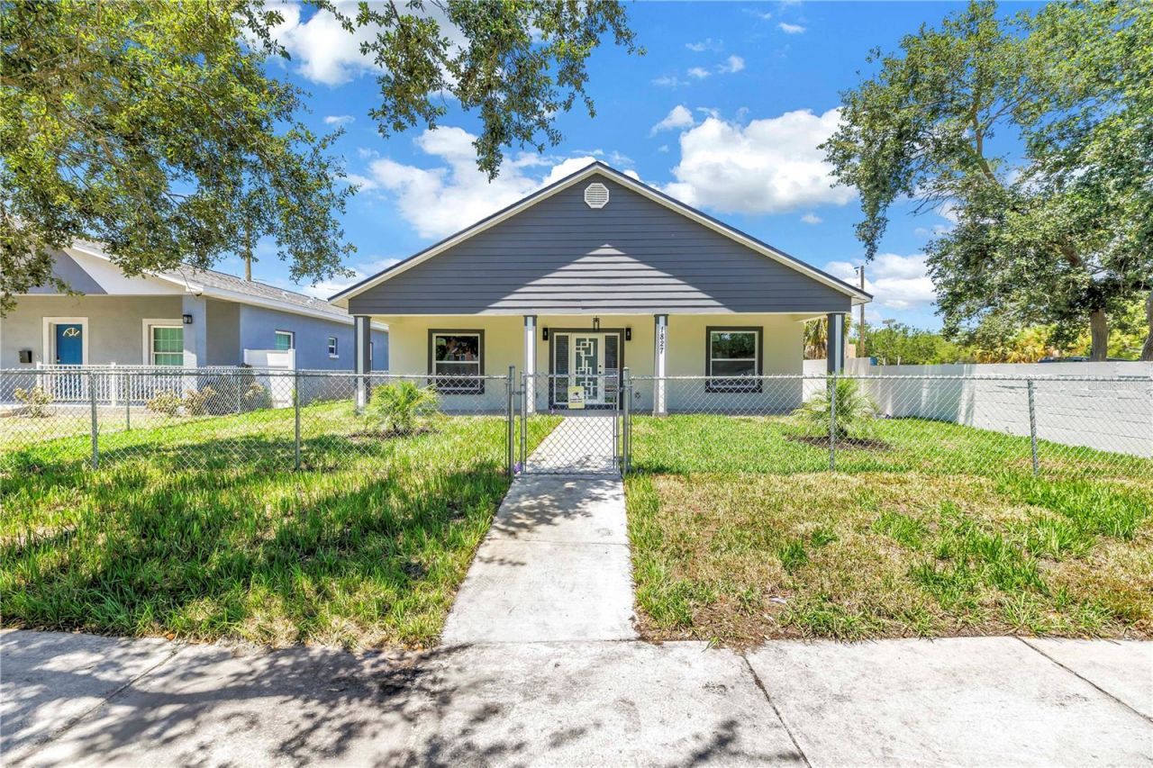 1827 16th Street S, Saint Petersburg, FL 33705 Photo