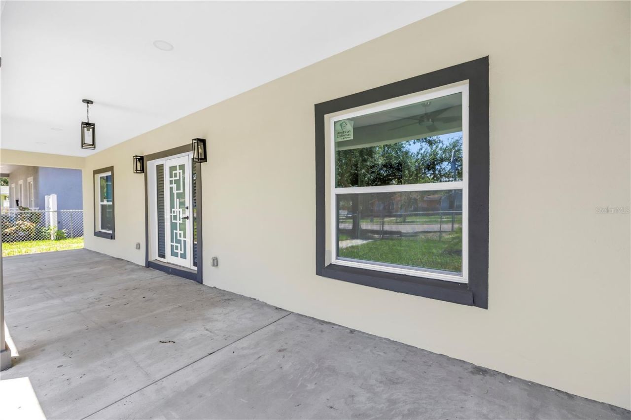 1827 16th Street S, Saint Petersburg, FL 33705 Photo