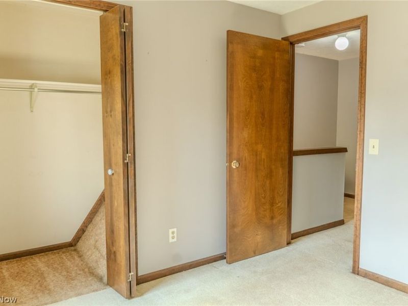 203 Albany Drive NW, Canton, OH 44708 Photo 36