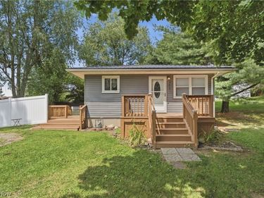 2519 Maxine Avenue NE, Canton, OH 44705