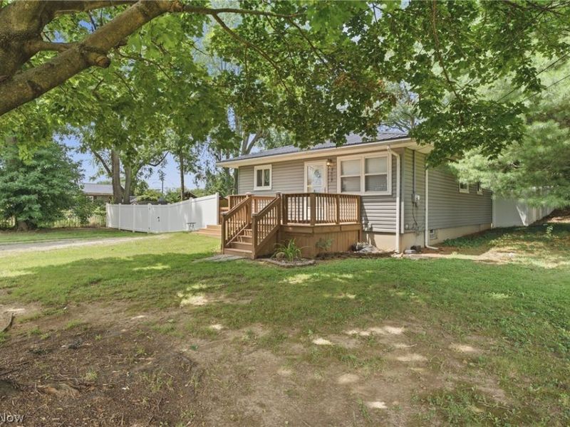 2519 Maxine Avenue NE, Canton, OH 44705 Photo 9