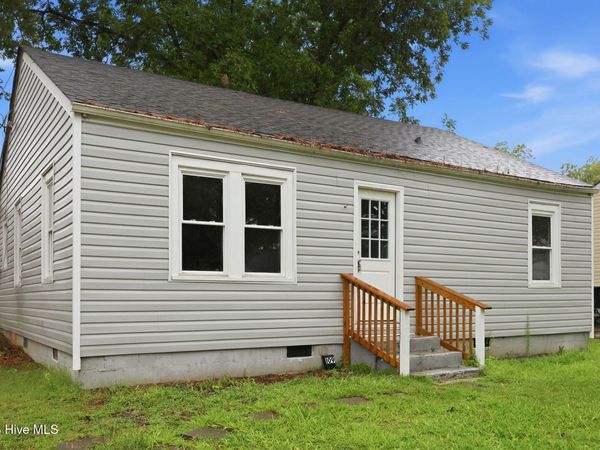 109 Fairview Street , Williamston, NC 27892