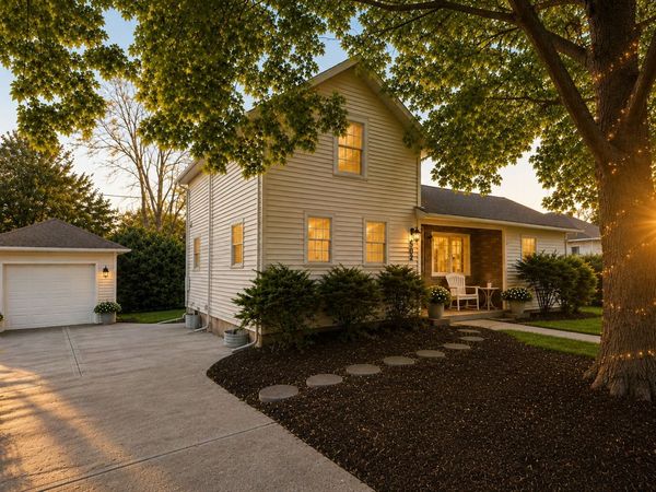 502 W Grant Highway, Marengo, IL 60152